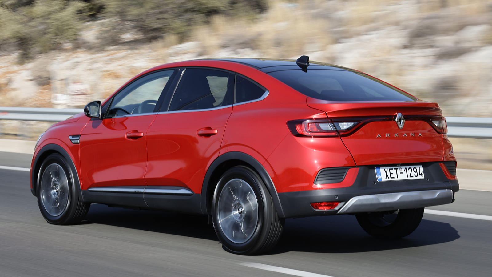 Renault Arkana: Coupe SUV, με κατανάλωση μικρού κι αέρα premium